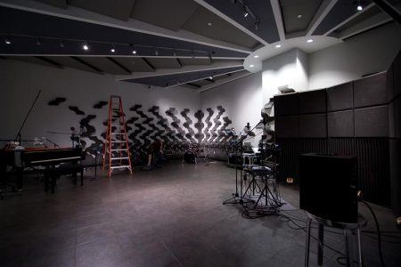 Room Survey 25 - Lakewood Church | Prosoundtraining