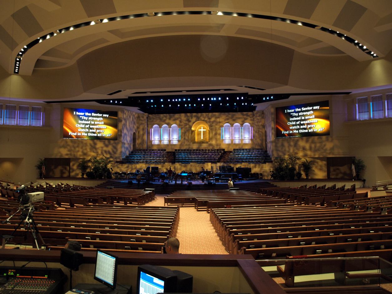 Idlewild Baptist Church Upgrades Wireless Audio Infrastructure with